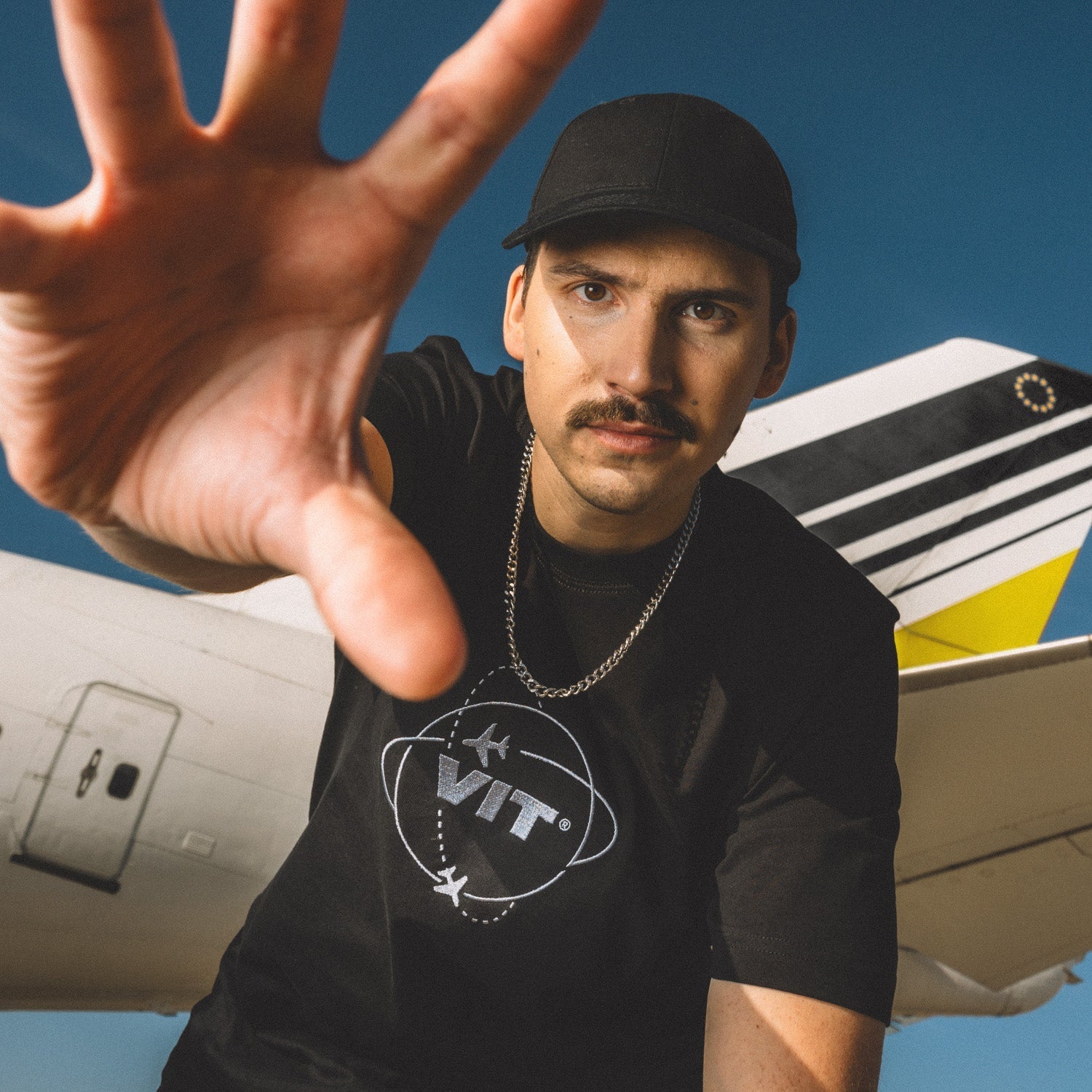 T-shirt Black Airline - Member Pre Sales Team Vitality