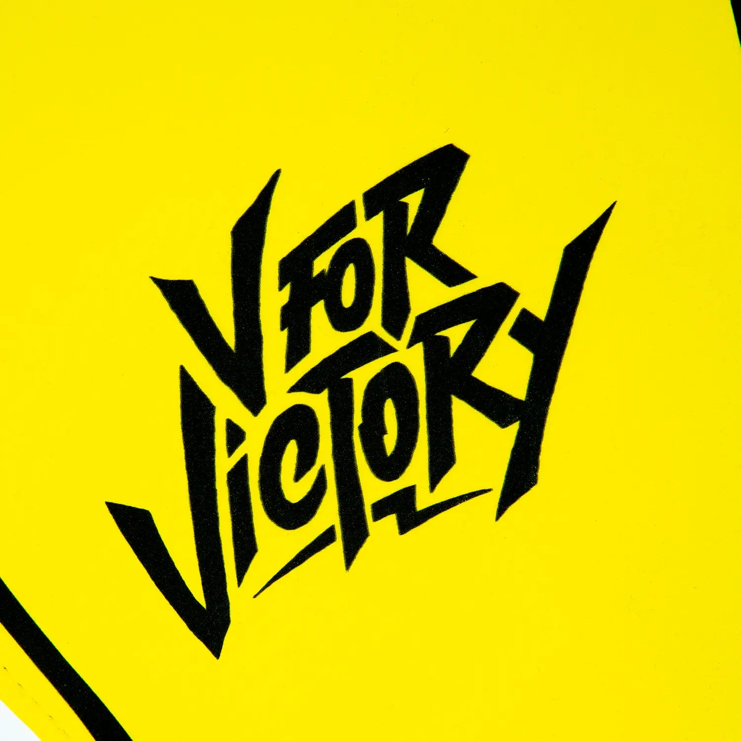 main en mousse vitality fan pack 2024 v for victory