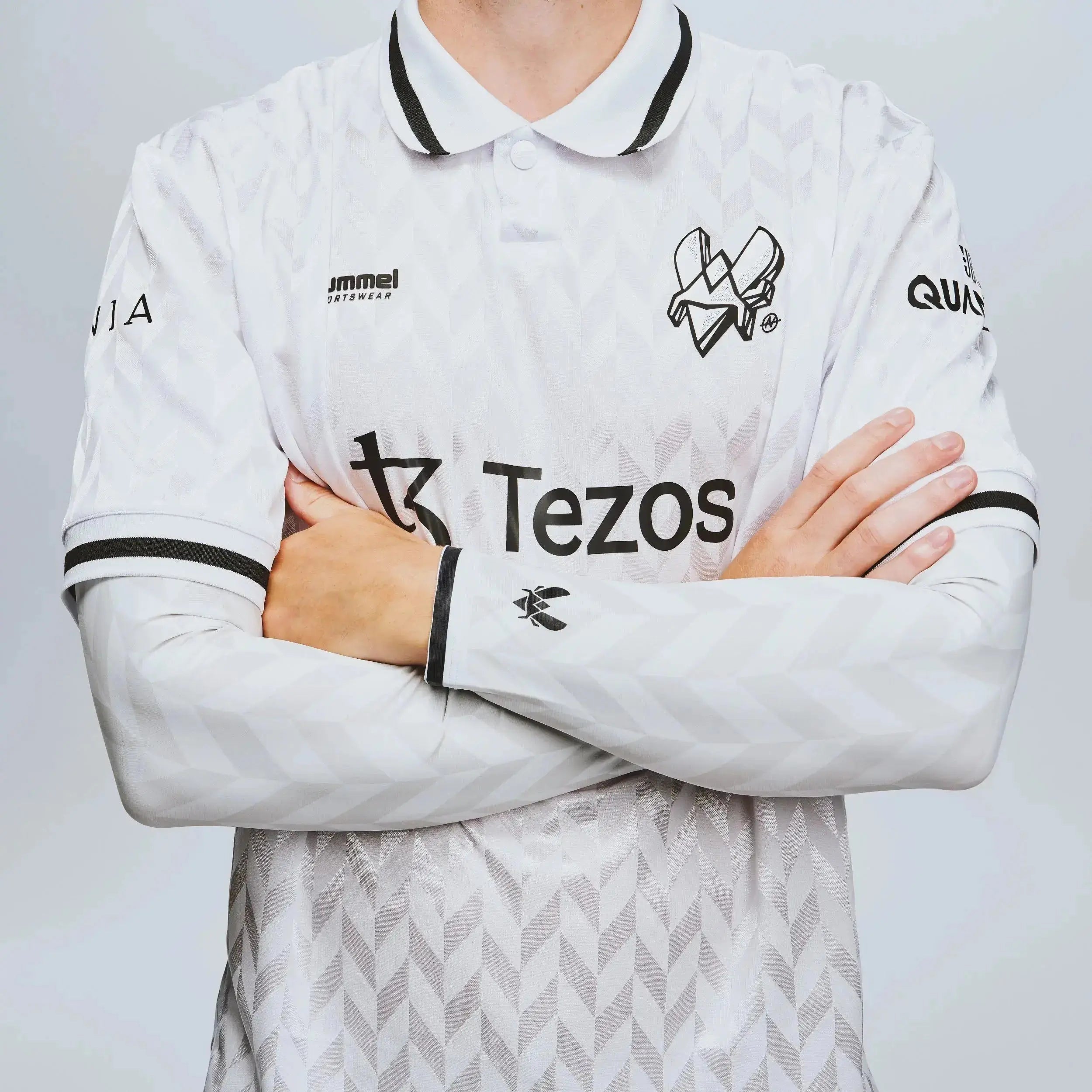 zoom sur les manchettes blanches alternate vitality 2024