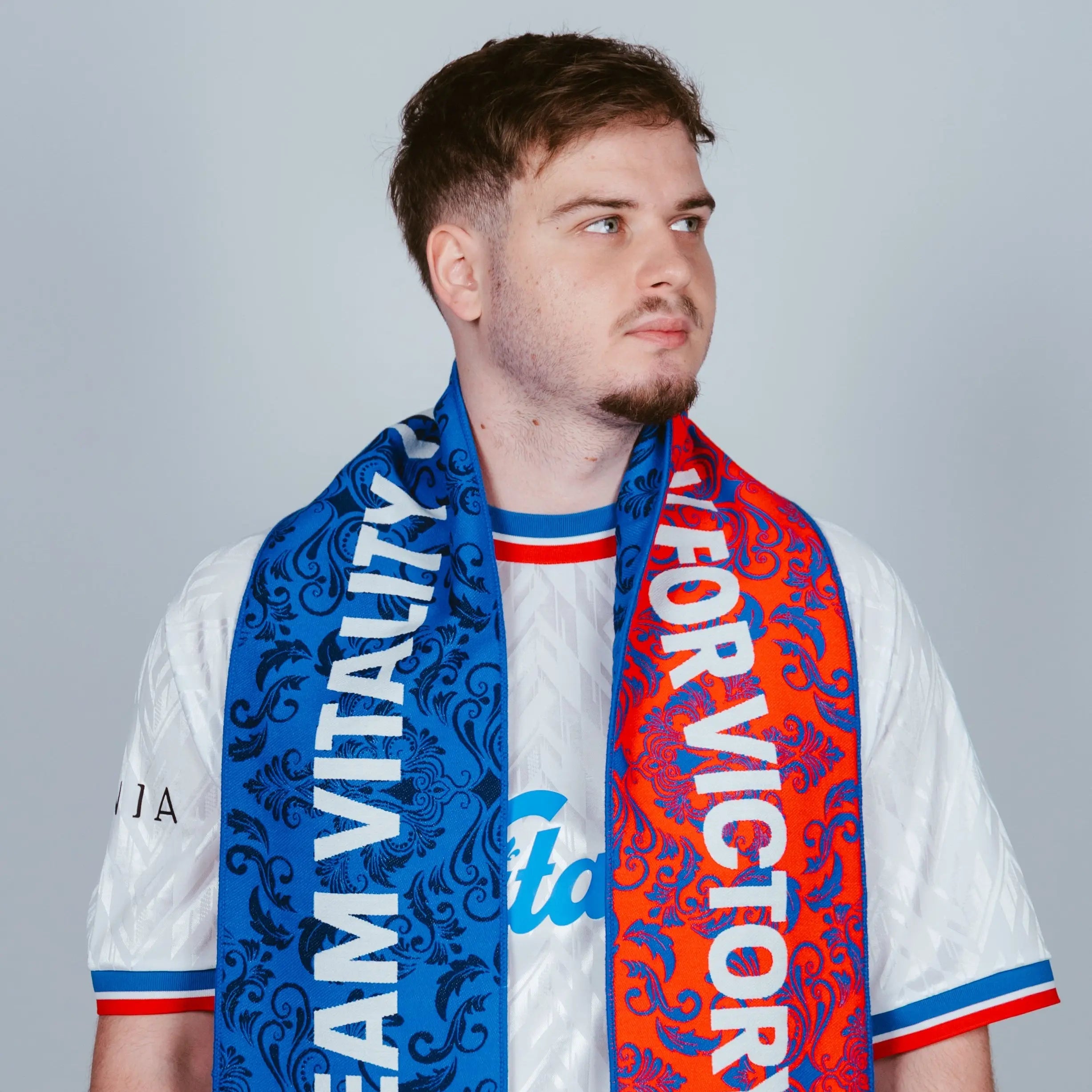 echarpe vitality alternate 2025 portée par monkey moon rocket league