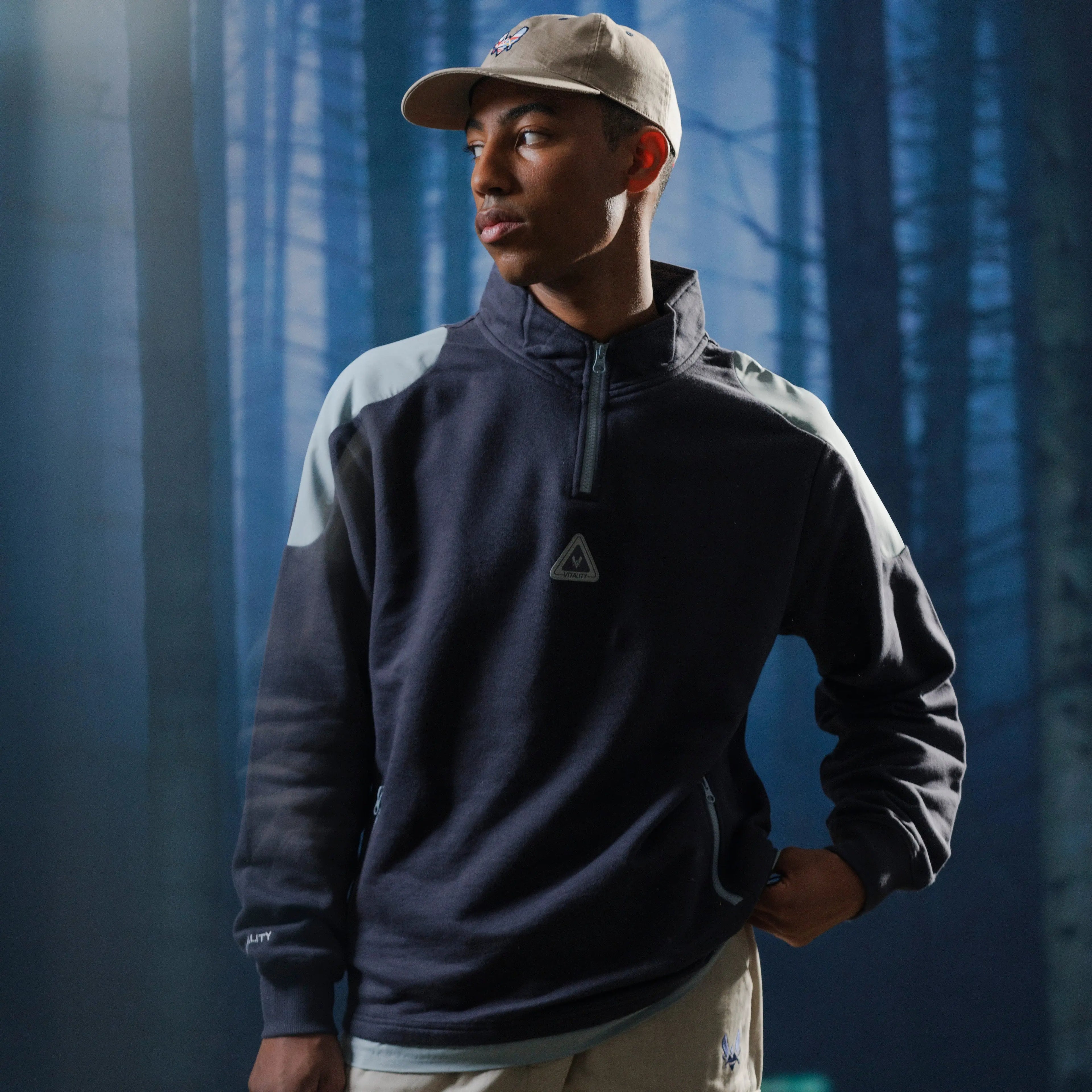 Pull à zip Light Tech noir et gris