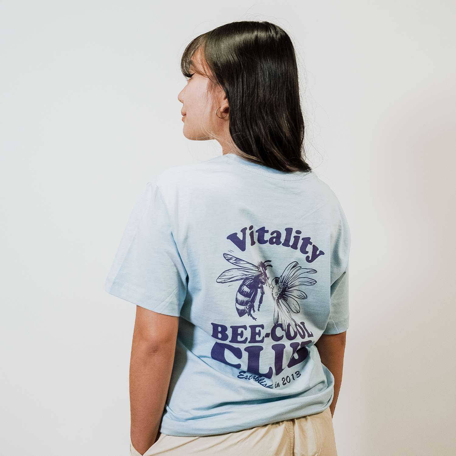 t-shirt blue lifestyle bee cool club team vitality worn back view