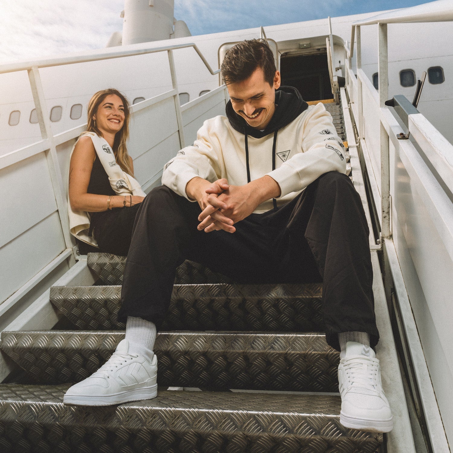 Hoodie Beige bicolore Airline - Member Pre Sales Team Vitality