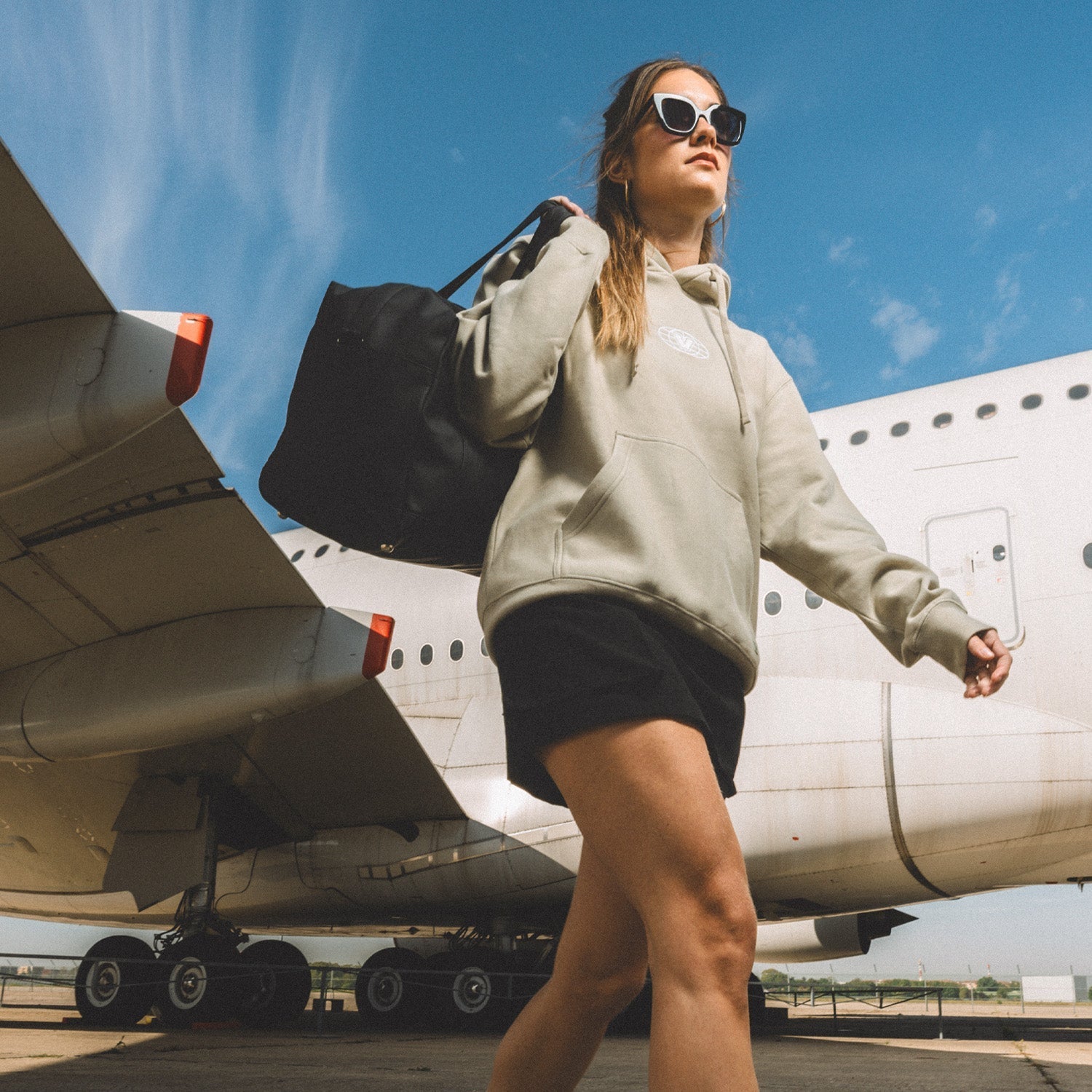 Hoodie Tan Airline - Member Pre Sales Team Vitality
