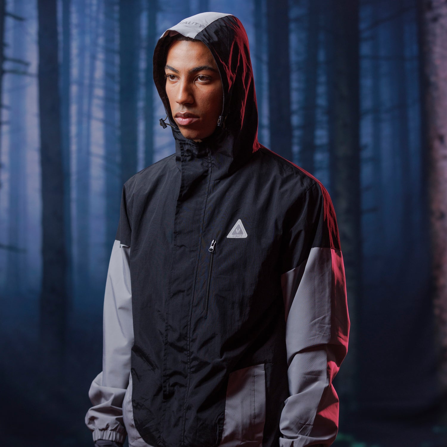 Tech two-tone windbreaker jacket in gray